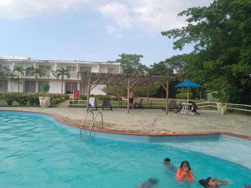 Hotel parador tropical Cartagena Exterior foto